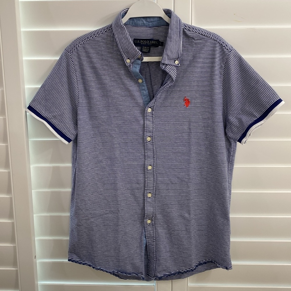 Mens US POLO ASSN Slim fit button down knit shirt Fitted, slimming,blue /white